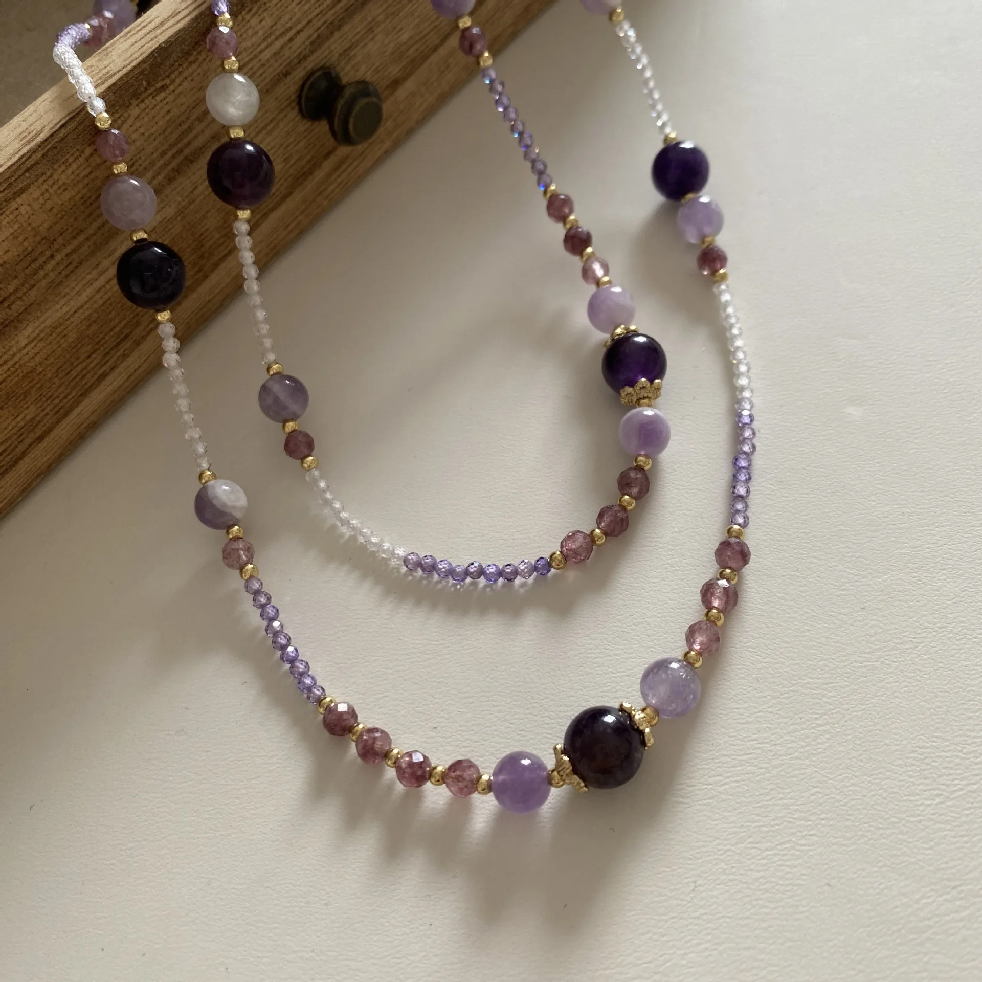 

Amethyst Colored Glass Bead Necklace For Women With Japanese And Korean Minimalist Design, Layered And High-end Collarbone Chain