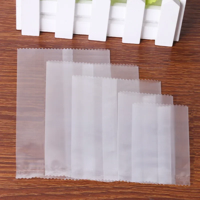 100Pcs Plastic Gift Bags Food Grade Frosted Clear Heat Sealable Packaging Bags for Cookies Candy Snack Biscuit Dessert Storage
