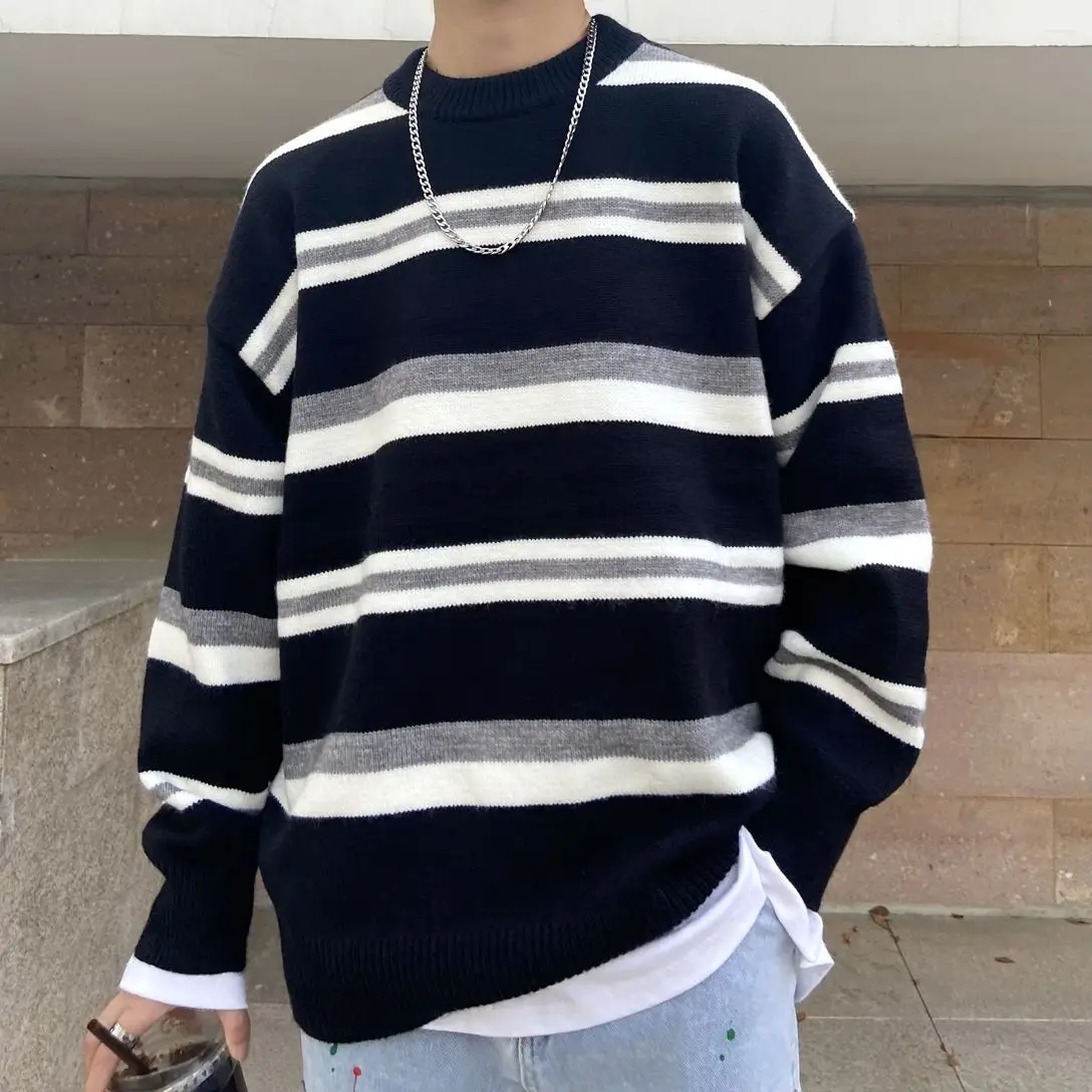 

Korean Style Autumn Winter Simple Personalized Black White Striped Round Neck Pullover Sweater for Men and Women Y2K Sweater Top