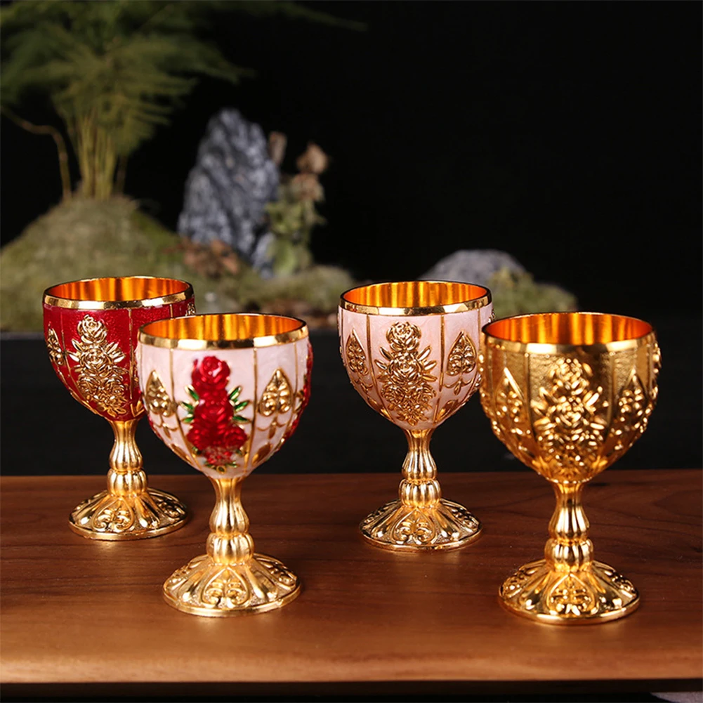 

30ML Gold Vintage European Style Wine Glasses Champagne Glasses Beverage Goblet Cocktail Cup Gift For Bar Home Decor