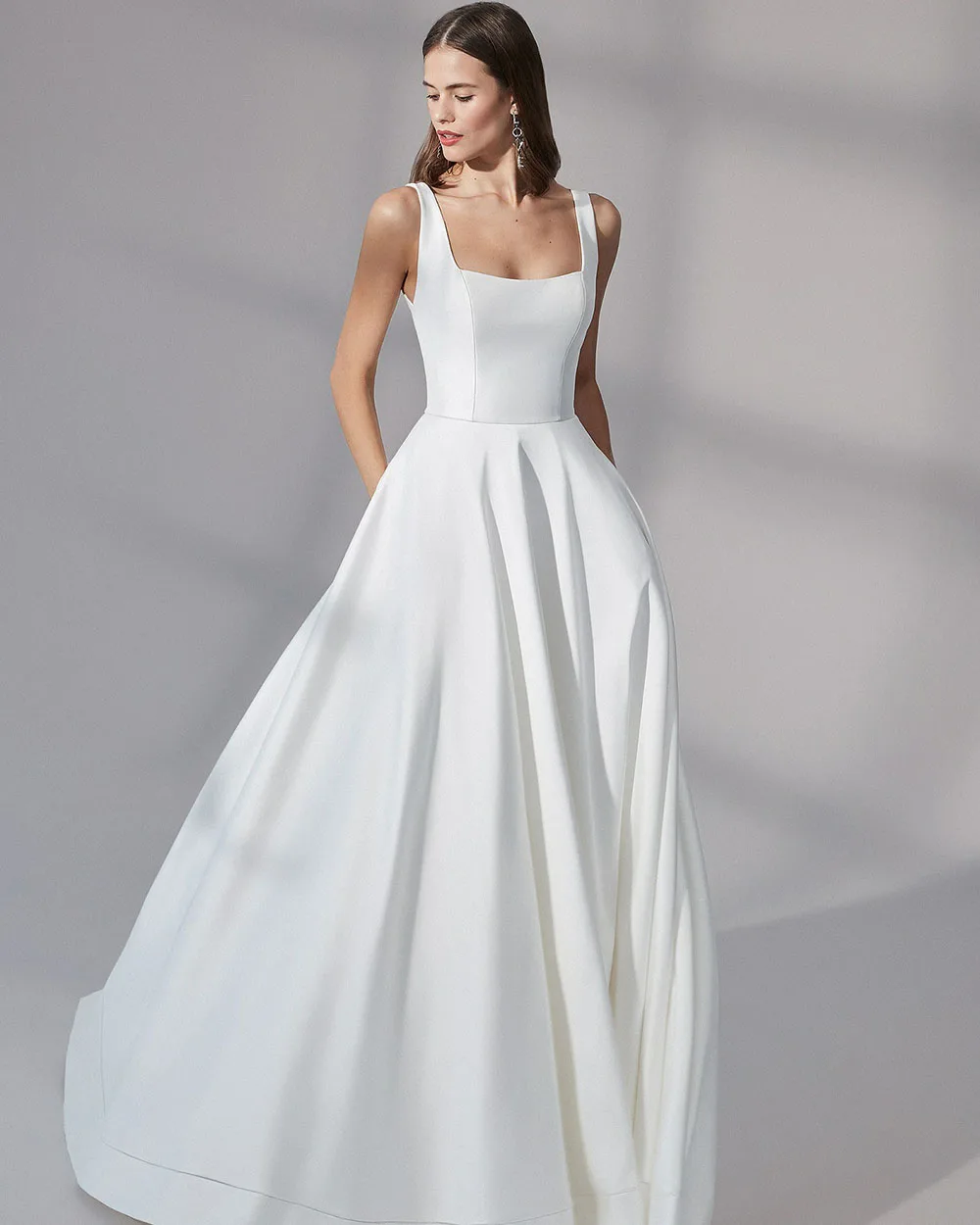 Classic Wedding Dress A-Line Square Collar Spaghetti Straps Formal Backless Customized Simple Vintage Backless Wedding Gown