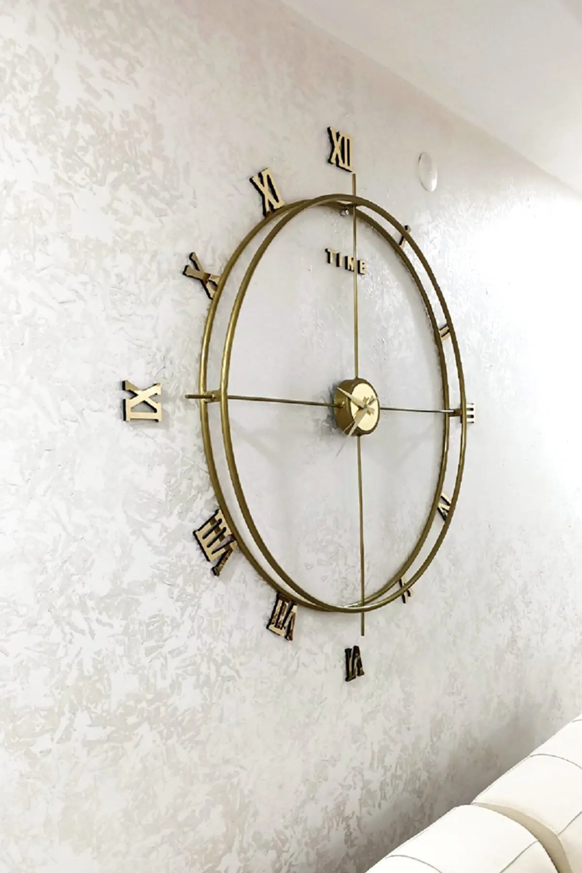 

Design Decorative Roman Numerals Metal Tumbled Model Gold Skeleton Wall Clock 80 Cm Home Decoration Fast Delivery