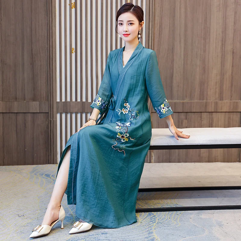 

Modern Hanfu Women Embroidery V Neck Vintage National Style Zen Clothing Chinese Traditional Dress Long Eleganti Slim Dresses