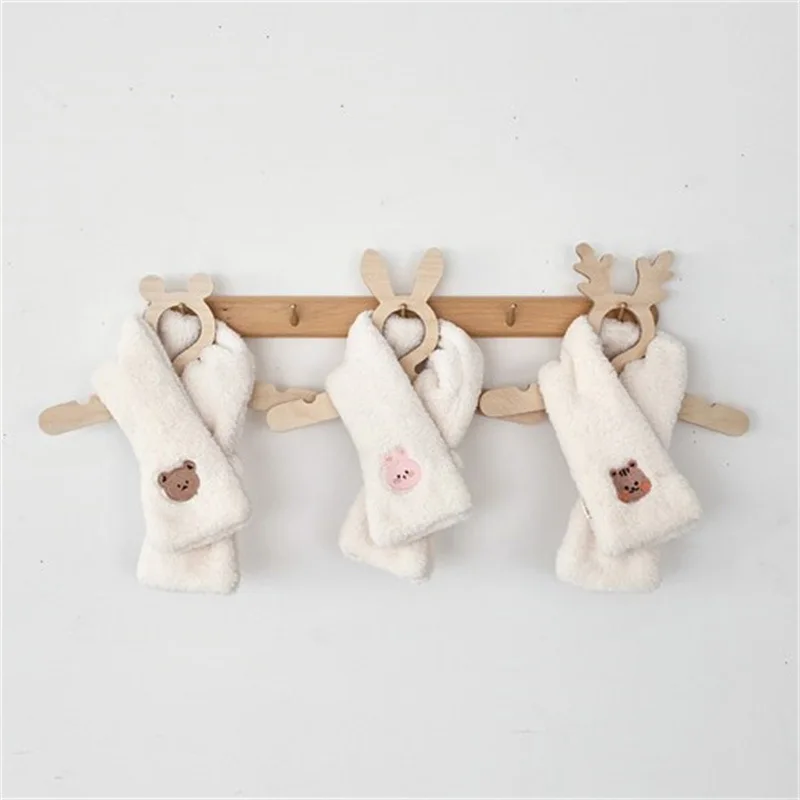 

Cute Plush Baby Scarf Children's Scarves for Boys and Girls Windproof and Warm Clothes Bear Embroidery Infant Babies Accessories