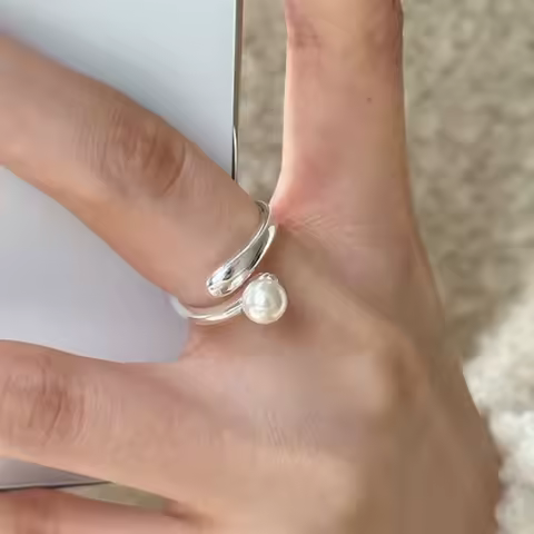 Silver Color Exquisite French Imitation Pearl Ring for Women Simple Fashion Adjustable Ring Party Jewelry Gifts