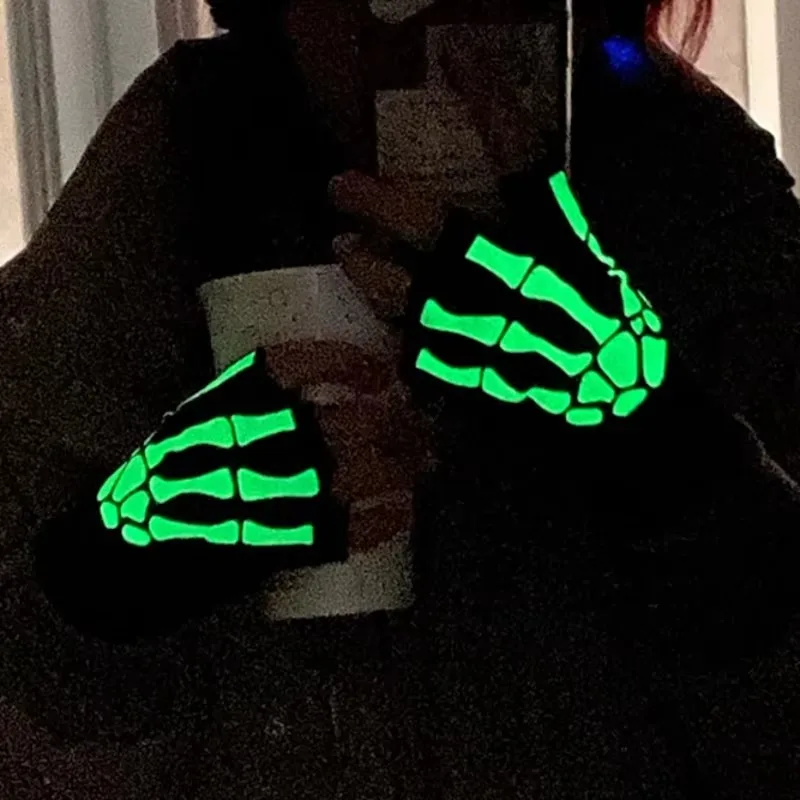 Guantes luminosos de calavera para hombre y mujer, manoplas Punk negras cálidas de medio dedo para ciclismo, suaves y cómodas, accesorios de moda