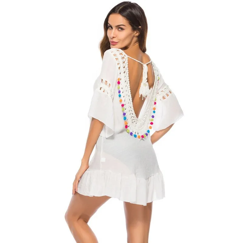 女性用バックレスレースアップビキニカバーアップ、ハンドメイドクロシェフリンジネックビーチドレス、Vネックハーフスリーブ、フリルバック、カラーボール