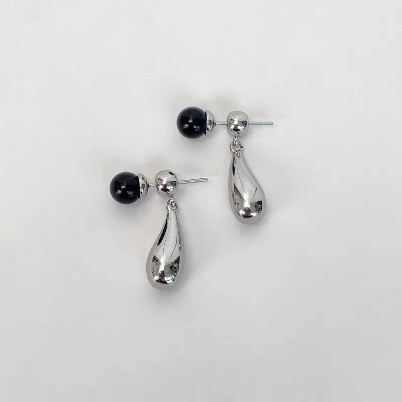 

Fashion black agate round bead earrings for women new in high-end simple water droplet luster earring suitable for daily jewelry