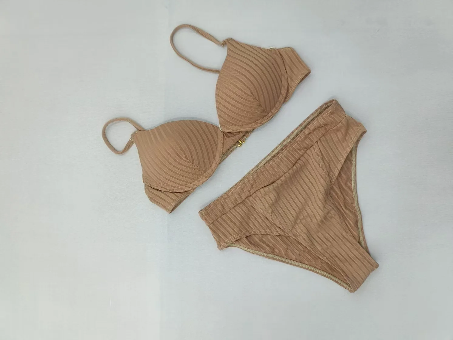 

HHBS020 new solid color simple Europe and the United States sexy bikini two-body bathing suit hot spring beach holiday swimwear