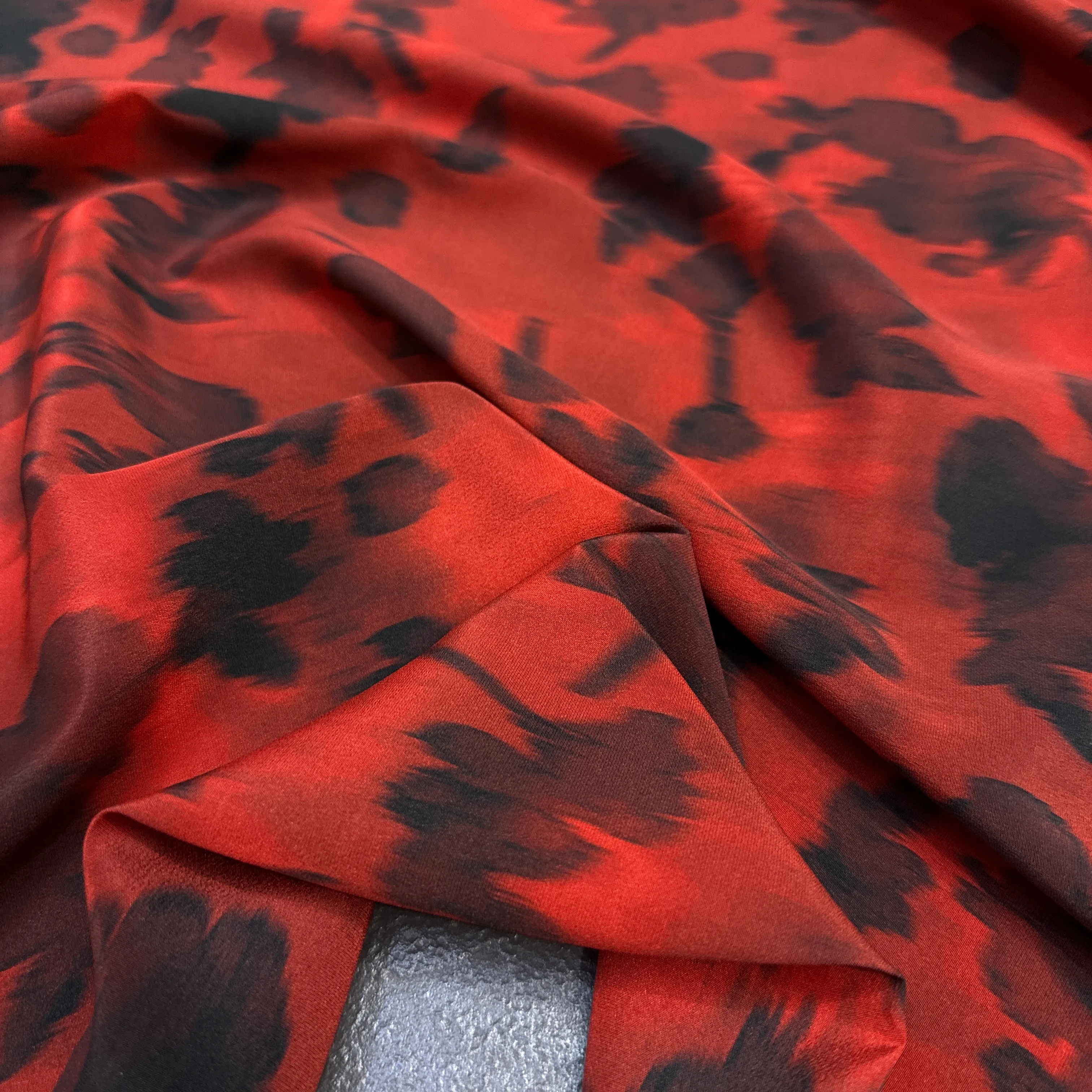 Black Printed Stretch Dark Red  Silk Crepe de Chine Fabric for DIY Sewing Summer Comfortable Dress Pajamas Silk Fabric FR7068