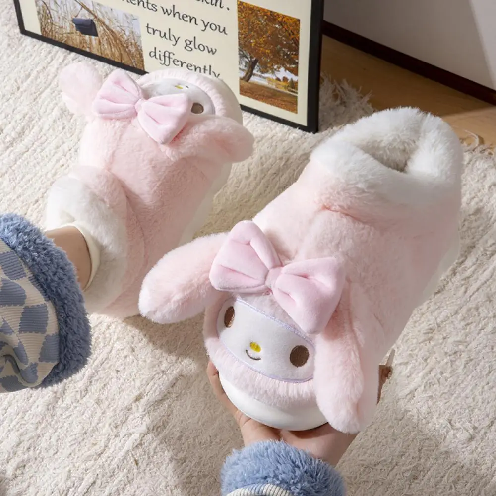 Kawaii Kuromi النساء نعال من القطن القطيفة لطيف بلدي ميلودي مرحبا كيتي الشتاء الكرتون أنيمي المضادة للانزلاق داخلي الدفء كعب التفاف