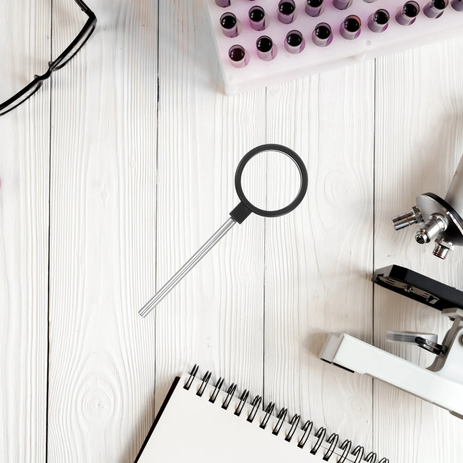 

Handheld Magnifying Glass 4cm Lens Portable Reading Magnifier for Seniors Books Newspapers Microscopic Observation Nature