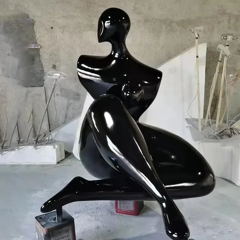 【Popular】Modern Black Fiberglass Statue Large Indoor Outdoor Decorative Human-Form Art Sculpture Modern Art Craft