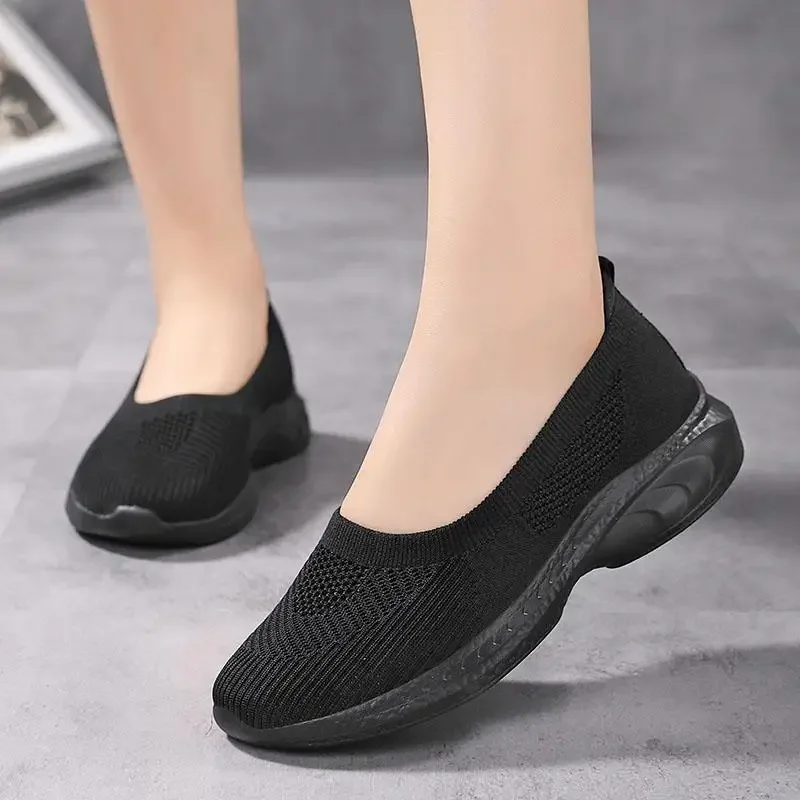 

Elderly Women's Mom Shoes Summer Comfortable Soft Bottom Slip-on Leisure Sports Middle-Aged and Elderly People's Shoes Tenis