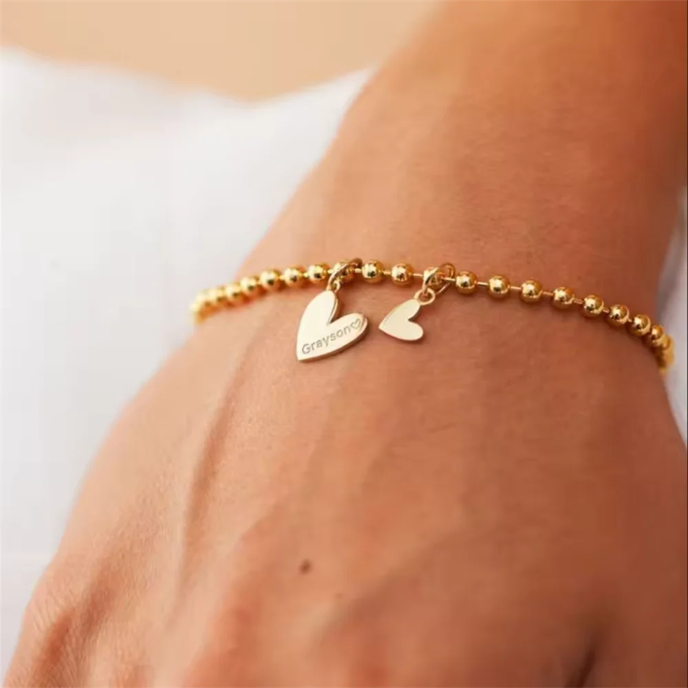 

Engraved Multiple Name Heart Charms Bracelet Custom Jewelry Beads Chain Stainless Steel Personalized Initial Letter Bracelets