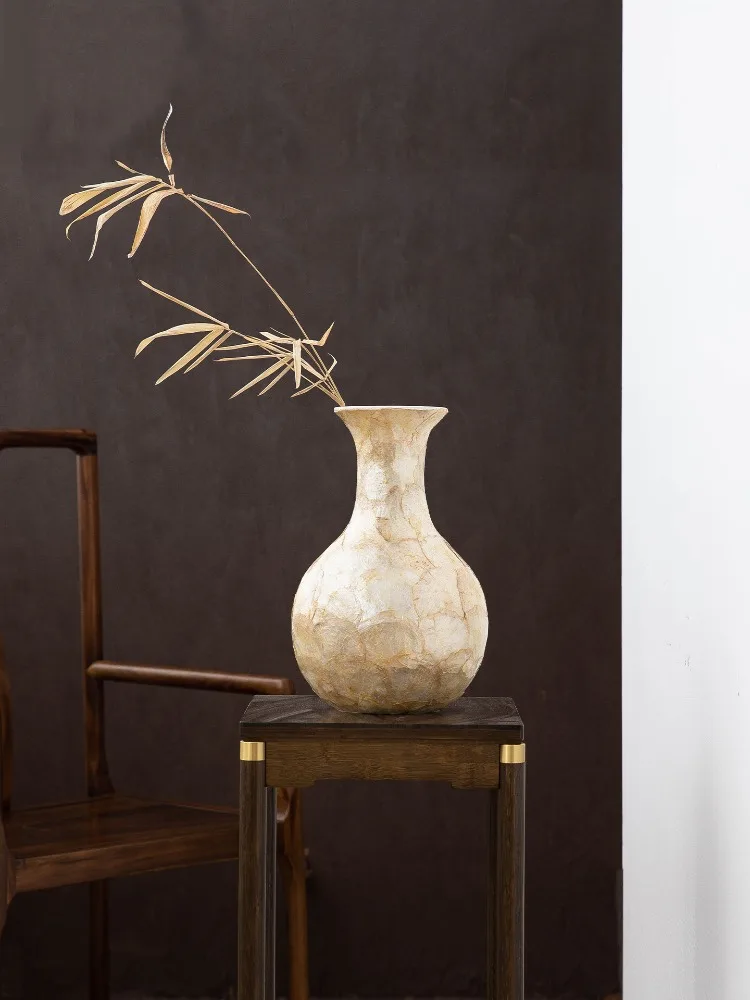 Retro Goldener Kelch-Vase mit Perlmutt-Einlage, Handgefertigte Blumenvase, Wasserdichtes Kunstobjekt als Tischdekoration für Zuhause
