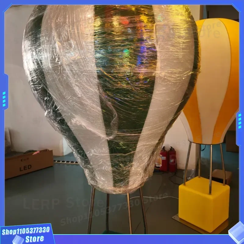 Creative Hot Air Balloon LED Floor Lamp Outdoor Landscape Light Decorative Standing Lamp for Garden Park Scenic Area Night