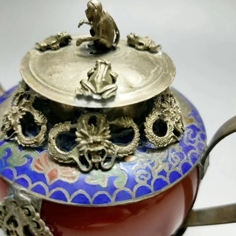 Exquisite Chinese Collectible Decorated Classical Handmade Red Agate Jade Inlaid with Tibetan Silver Dragon Monkey Lid Teapot