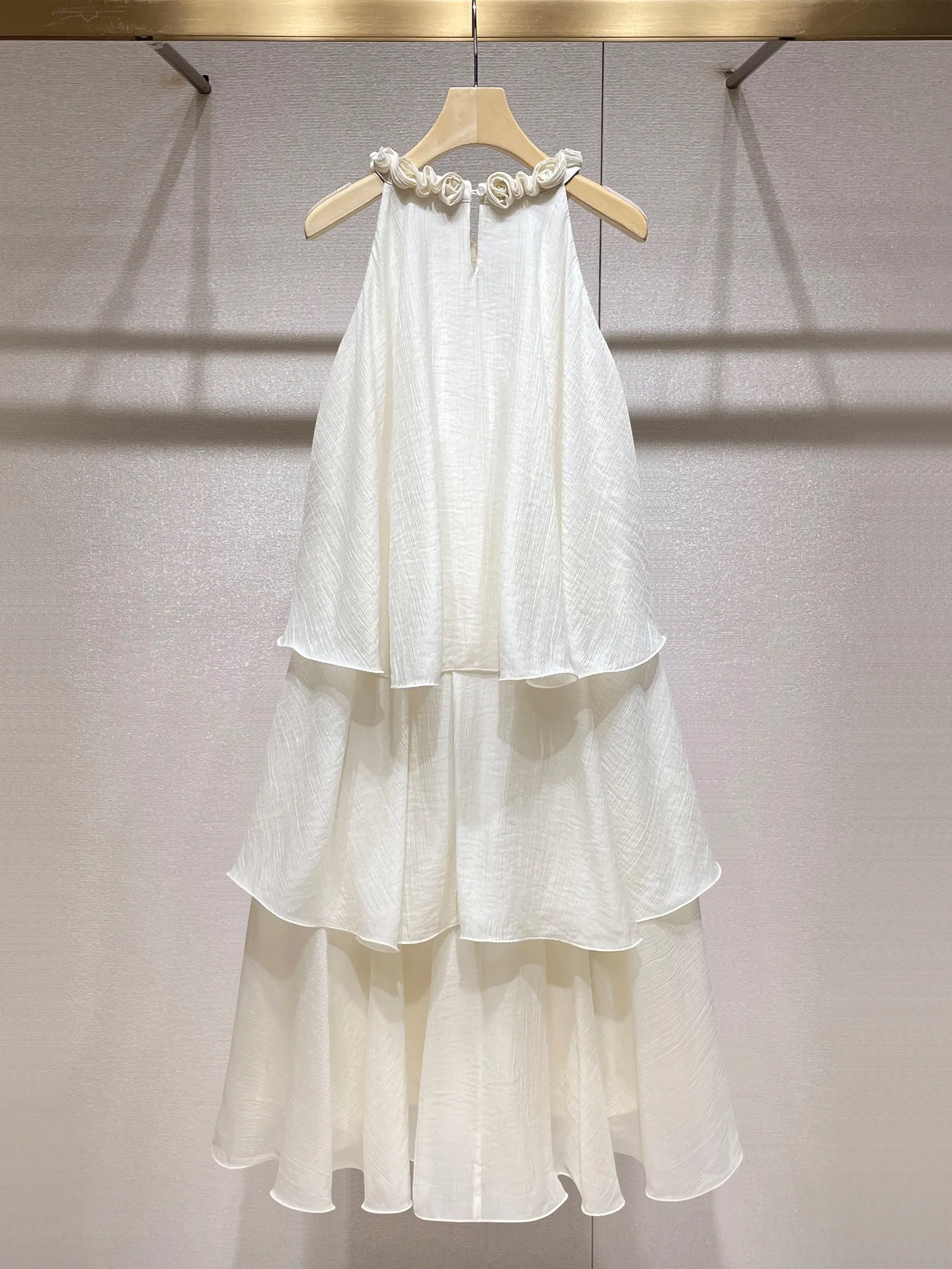 Fairy cake dress 26 summer foreign style neck-hanging holiday style ruffle leaf edge dress
