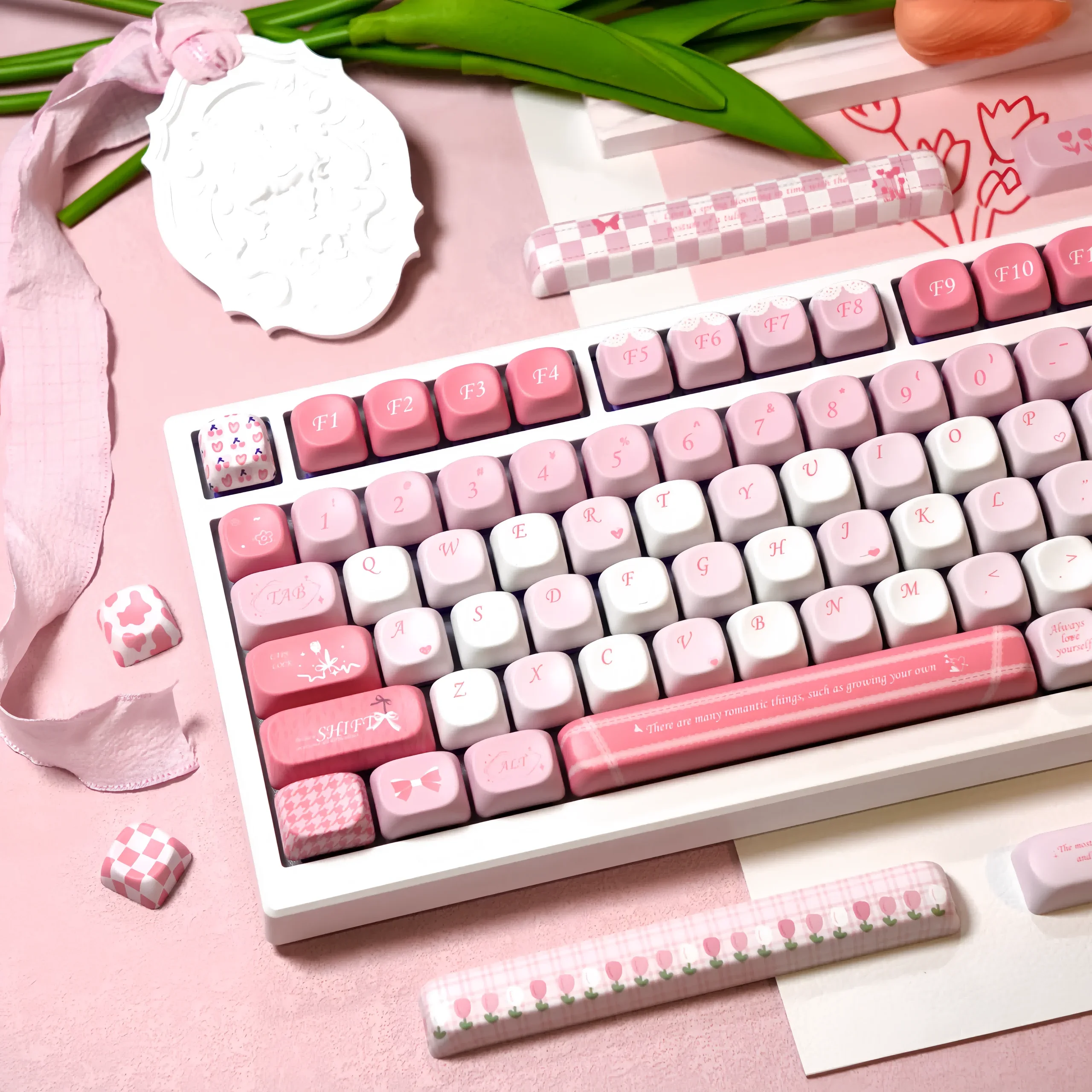 Moa TULIP Keycaps 140 สีชมพูสดขนาดเล็กน่ารักรอบสไตล์ฝรั่งเศสตัวอักษร L ใส่คีย์ 2.25/2.75U Space Bar Alice รูปแบบ Keycaps