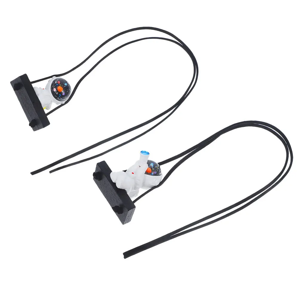 

2Pcs Car Hanging Pendant Resin Astronaut Shape Rearview Mirror Charm Unique Car Interior Decoration Hanging Ornament Accessories