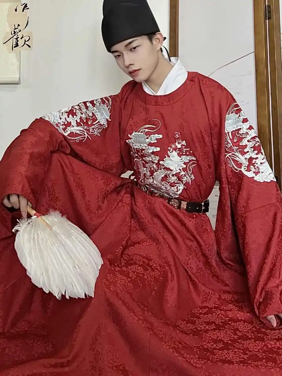 

2 Colors Men's Round Collar Robe Chinese Ming Dynasty Embroidered Hanfu Suit Retro Traditional Fashion Vestment Elegent Costume