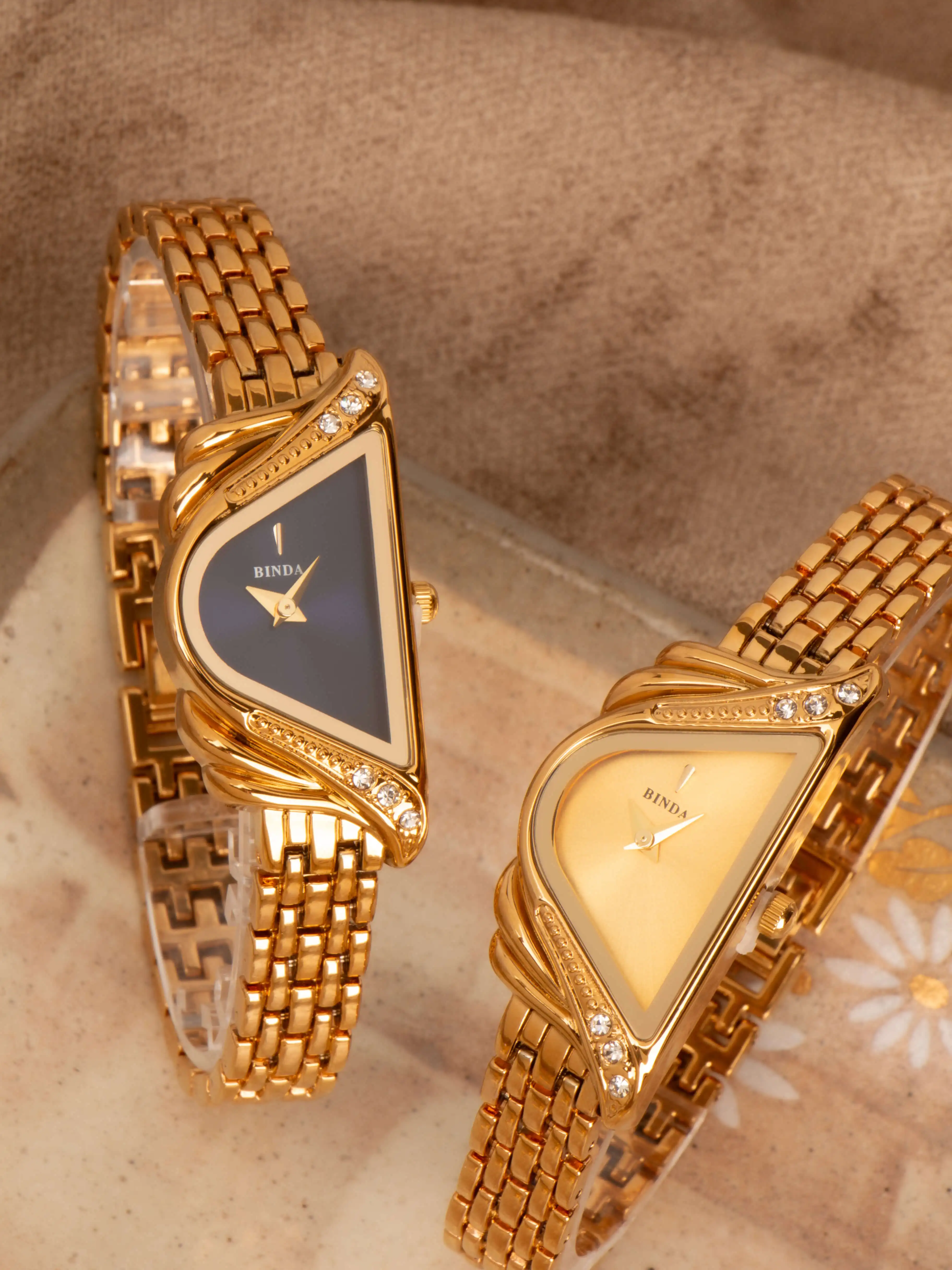 Jam Tangan Kuarsa Wanita Binda dengan Kotak Hadiah, Gaya Gelang Modis, Desain Elegan & Trendi, Hadiah Wanita yang Sempurna