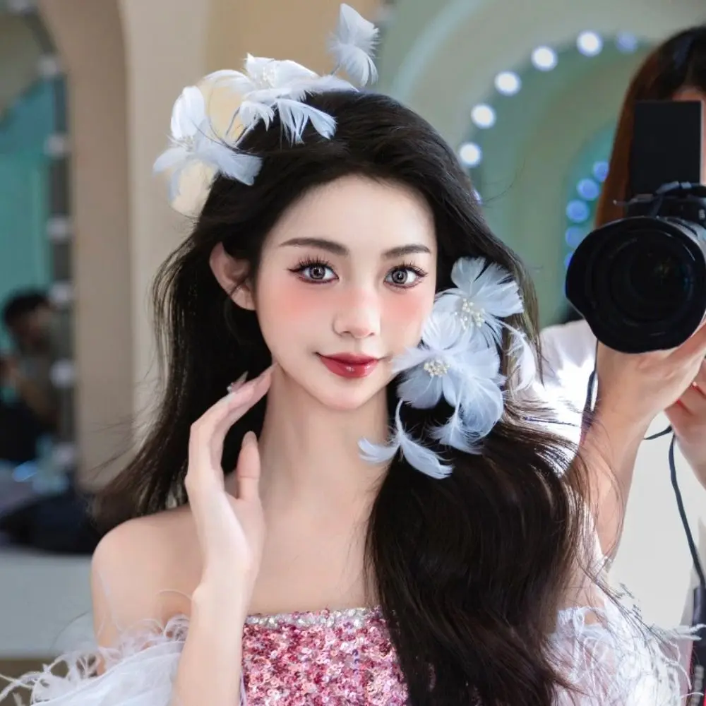 Squisito ed elegante copricapo da sposa dolce piuma bianca fotografia fascia stile francese velo accessori per capelli da sposa donna