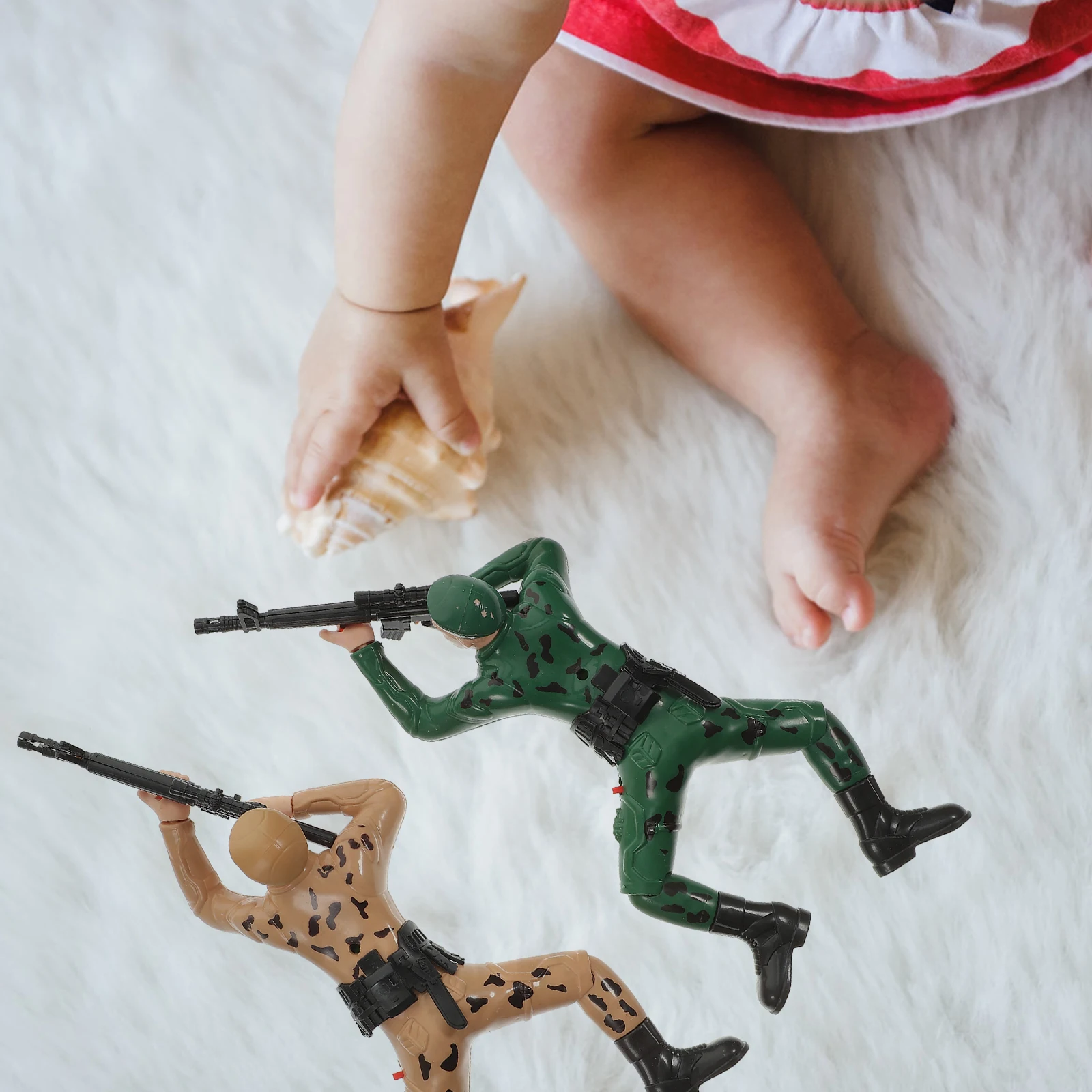 

2 Pcs Soldier Crawling Toys Construction Music Plastic Children's Simulation Electric