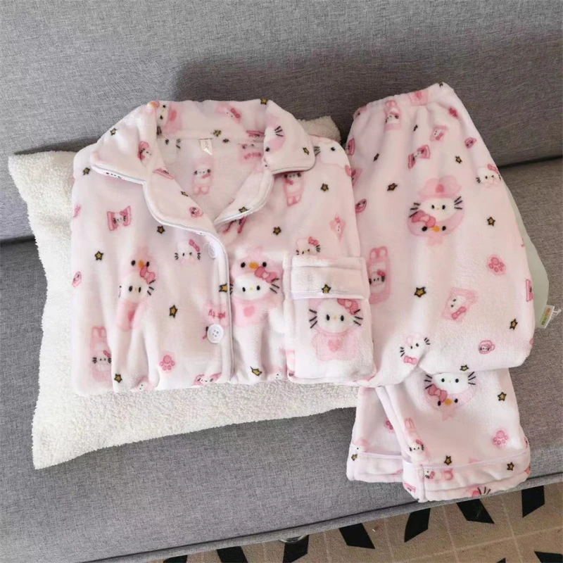 

Women's Hello Kitty Pajama Set Flannel Cute Cartoon Pajamas Warm Plush Pajamas Fluffy Comfortable Home Clothes Two Piece Set