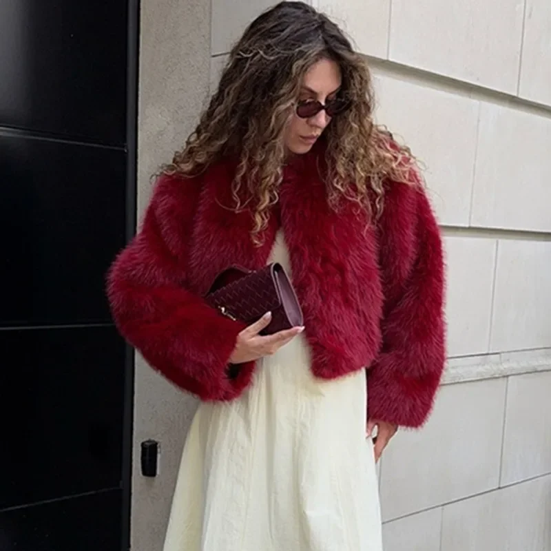 Rode elegante nepbontjas Warme pluizige oversized jas met lange mouwen en kraag Wintermode High-Street Dames Uitloper