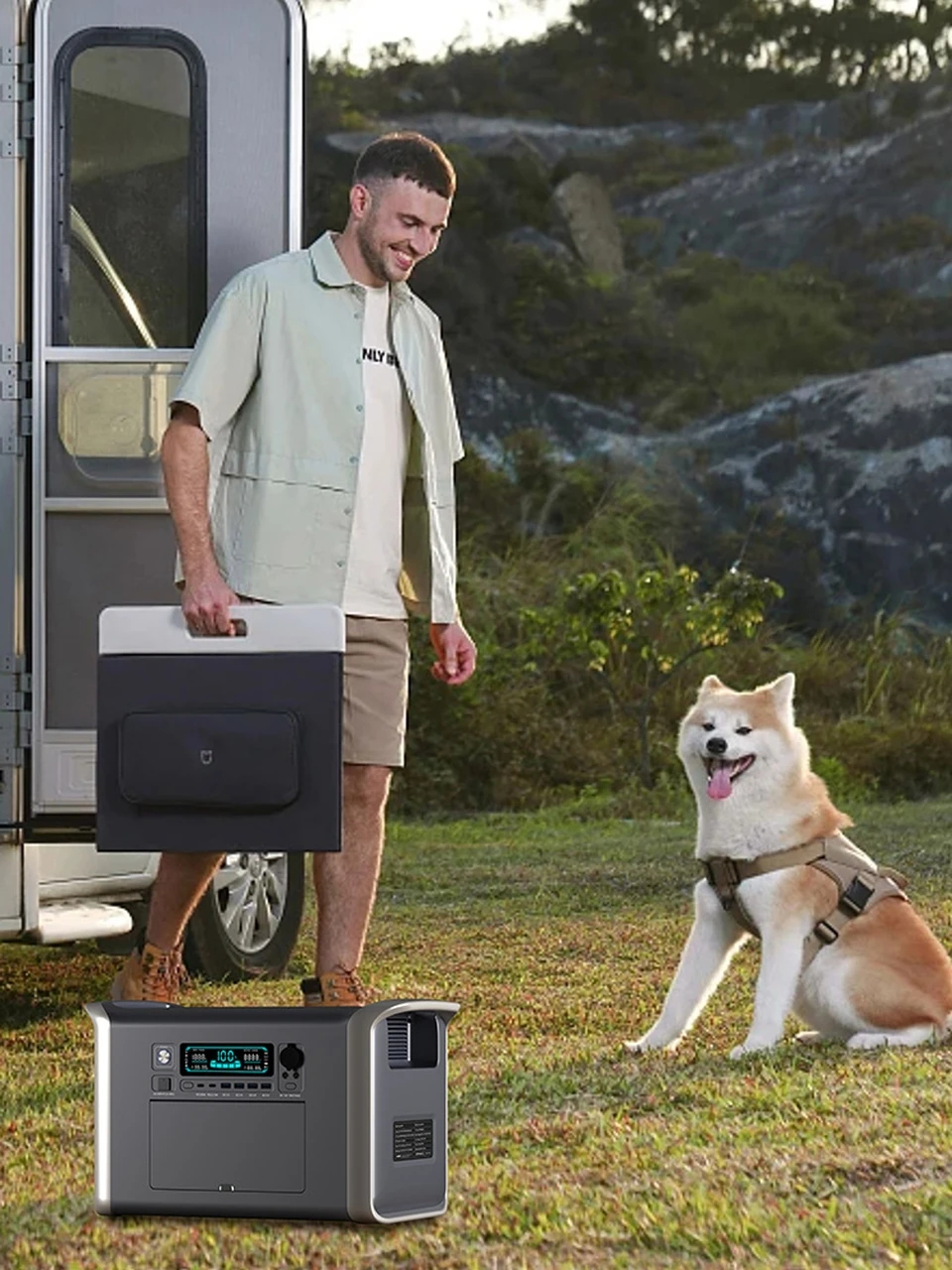 محطة الطاقة الشمسية المحمولة UAPOW بقدرة 2400 وات 2048 وات في الساعة، تحصل على الطاقة غير القابلة للإقلاع للمغامرات الخارجية