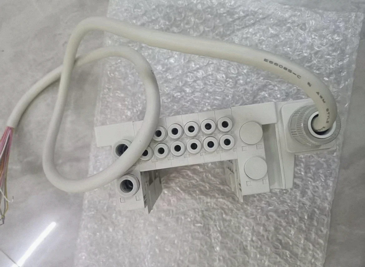 Brand New SS5Y3-10L11-06U-C4 SS5Z3-60FD2-07D SS5Y5-10FW1-04B-C4