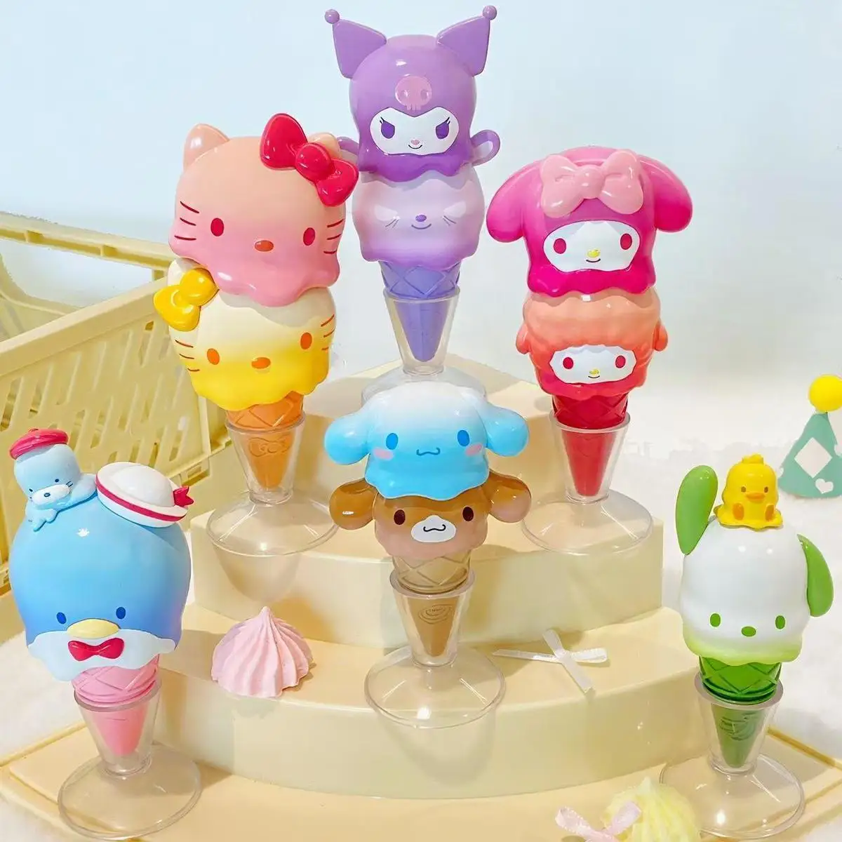 

Подлинная серия Sanrio Family Melting Ice Cream, слепая коробка Hello Kitty, периферийные модные игрушки, кавайная модель, игрушка в подарок
