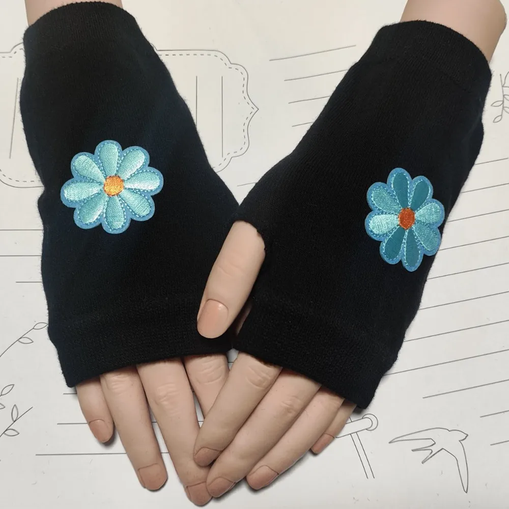 New embroidered Flower chrysanthemum knitting gloves Fingerless Gloves