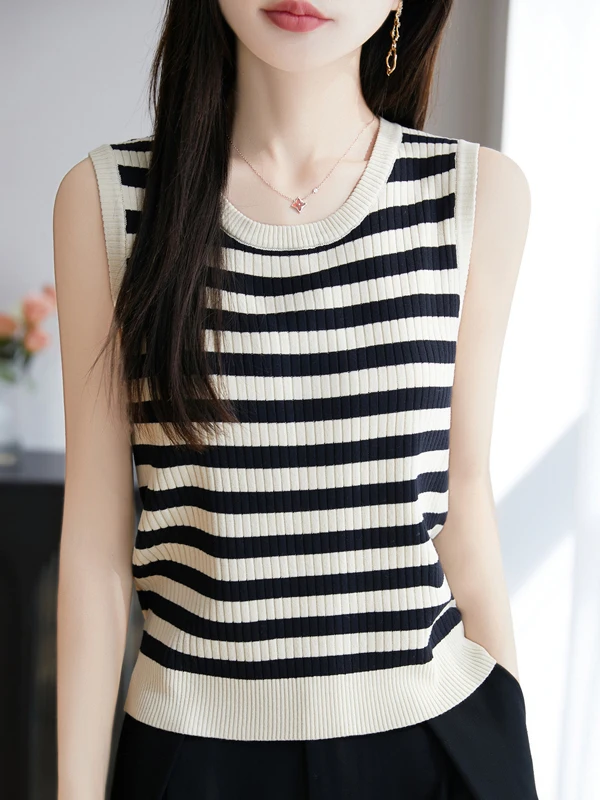 2025年新作ニットストラップベスト レディース スリムフィット ストライプ ラウンドネック 多用途 着痩せ効果のあるファッショナブルなノースリーブトップ ベースレイヤー