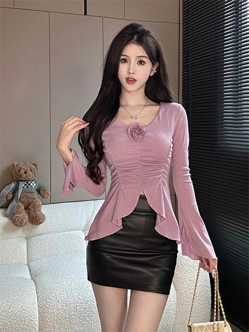 V-neck Ruffled Edge For Women In Spring And Autumn With A Unique High-end Feel Spicy Girl Slim Fit With Flared Sleeves On Top