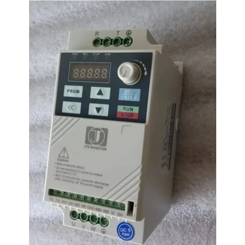 EB0015G1 Economical Inverter 1.5KW 220V VFD Motor Speed Controller Single Three Phase