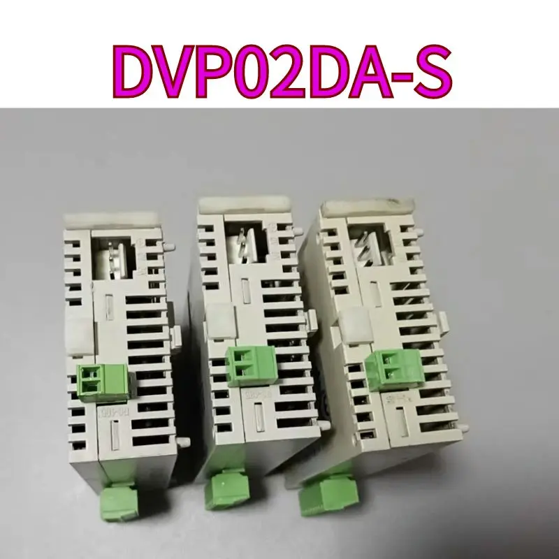 Used PLC DVP02DA-S Module