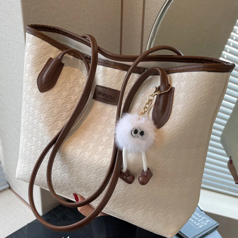 Large Capacity Bag Women's Autumn Versatile 2025 New Casual Shoulder Bag College Student Class Bag Commuting Tote Bag