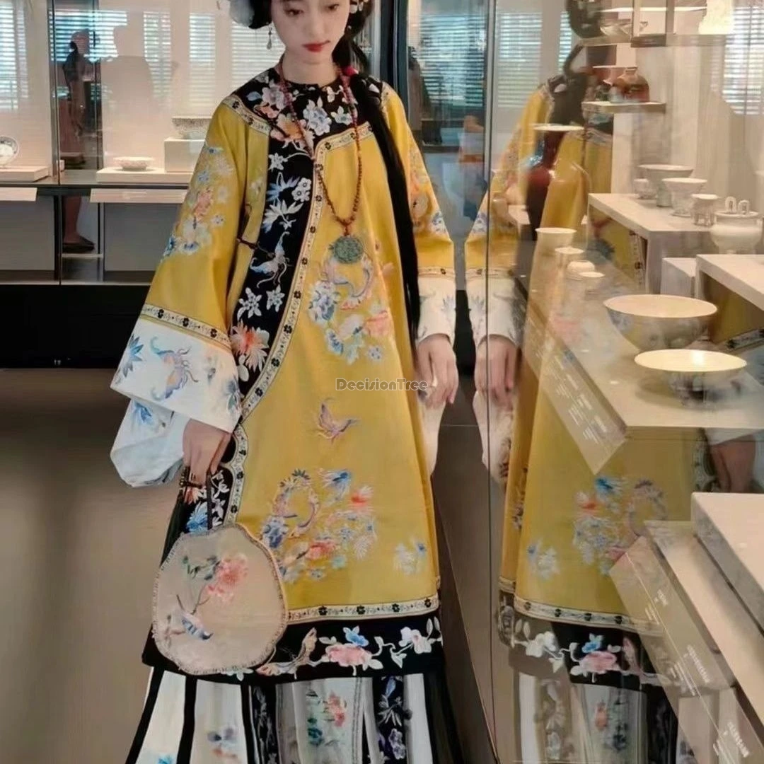 

2025 chinese qing dynasty female princesses hanfu improved printed round collar blouse half skirt ancient loose retro hanfu set