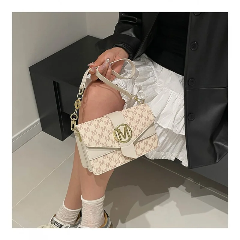 Borsa a tracolla da donna sofisticata realizzata in pelle con stampa Jaguar Varsaviazione vintage spaziosa morbida stile quotidiano ​