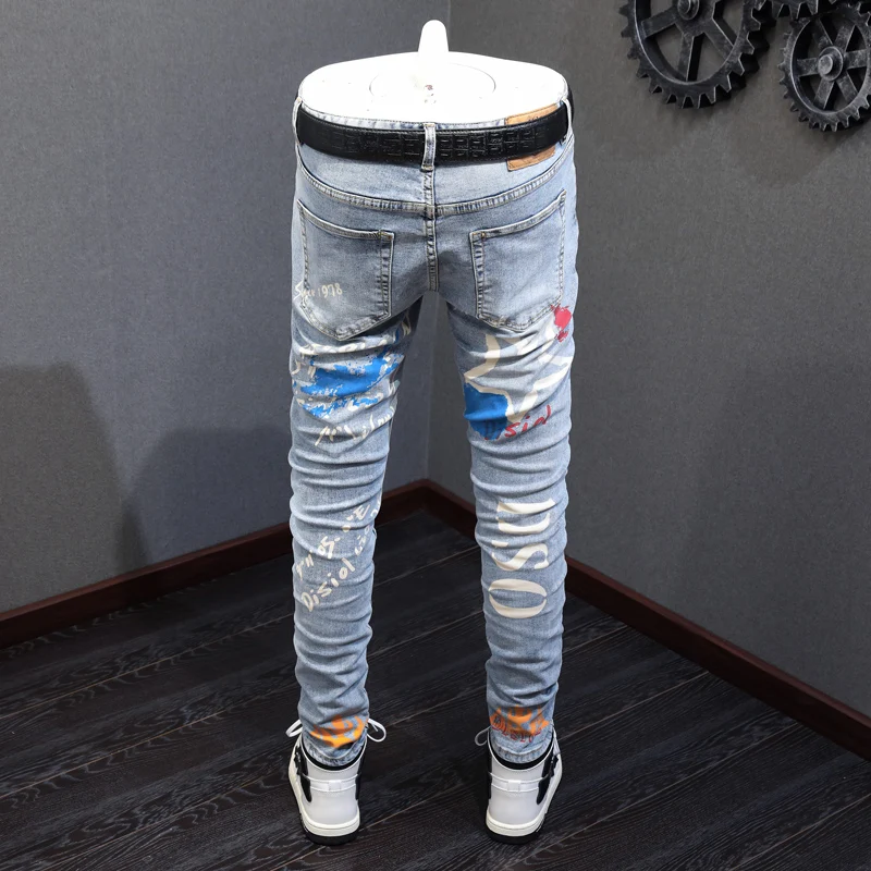 High Street Fashion Mannen Jeans Retro Lichtblauw Graffiti Gedrukt Jeans Mannen Skinny Broek Hip Hop Designer Denim Broek Hombre