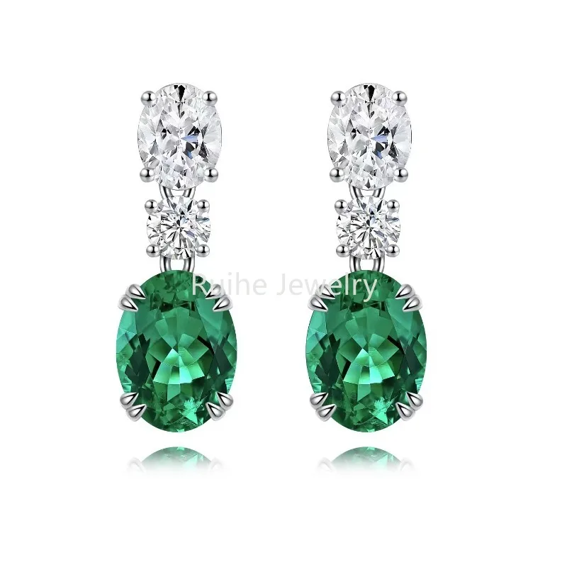 Ruihe Top New 2023 S925 Silver Lab Grown Emerald with White Simulated Diamond Zirconia Elegant Earrings for Women Jewelry Gift