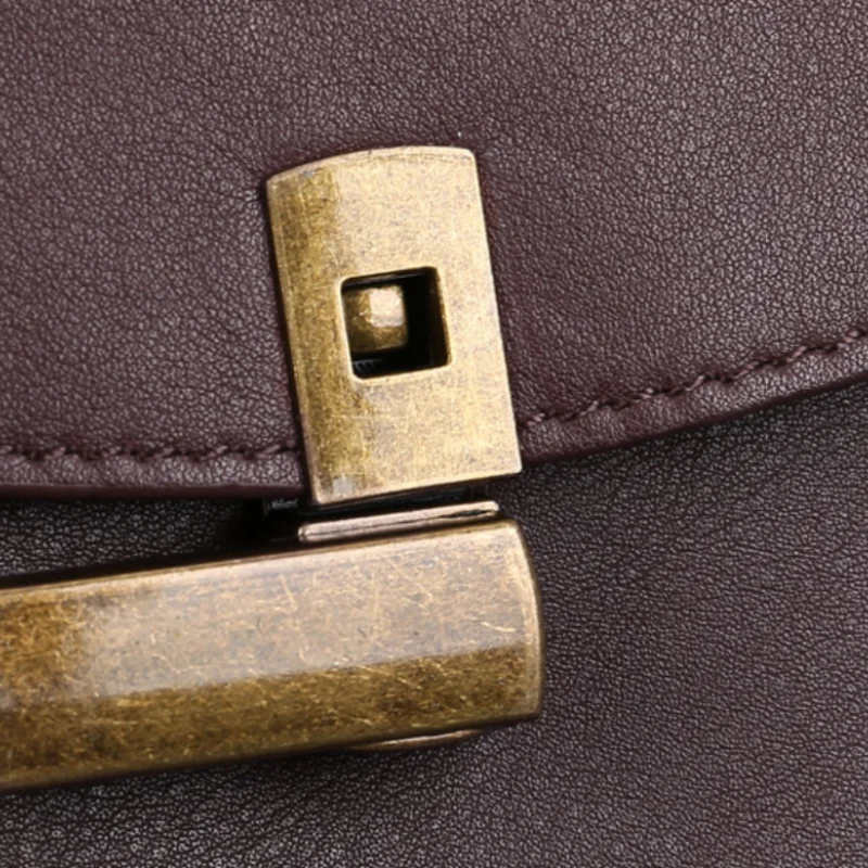 Couro genuíno cor pura aleta mochila clássico conciso saco de viagem estilo universitário à prova dwaterproof água mochila para meninas casual mochila