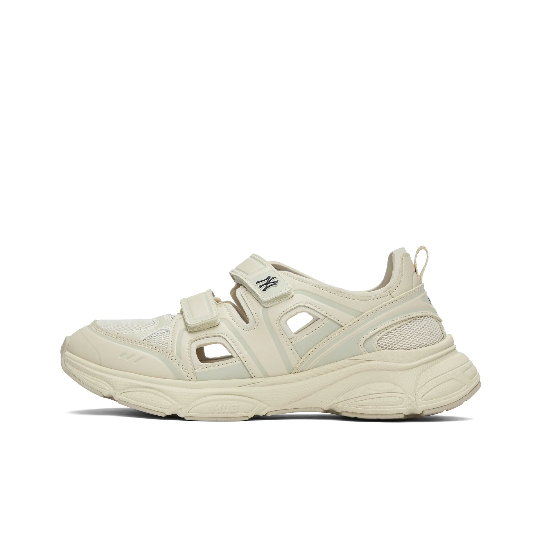 mlb-ace-runner-slip-resistant-and-breathable-low-top-casual-shoes-unisex-ecru-3asdace53-50crs