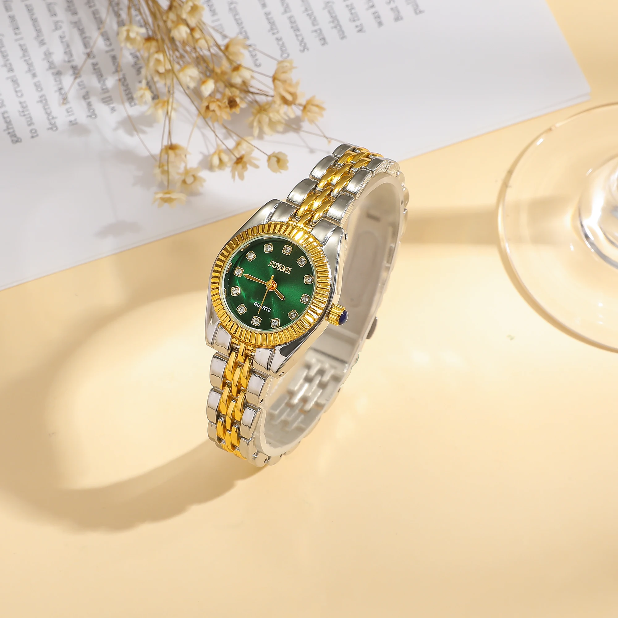 ساعة كوارتز نسائية بقشرة الشفق المرصعة بالماس ، ساعة روما للوجه ، سوار ذهبي وفولاذ ، جديد