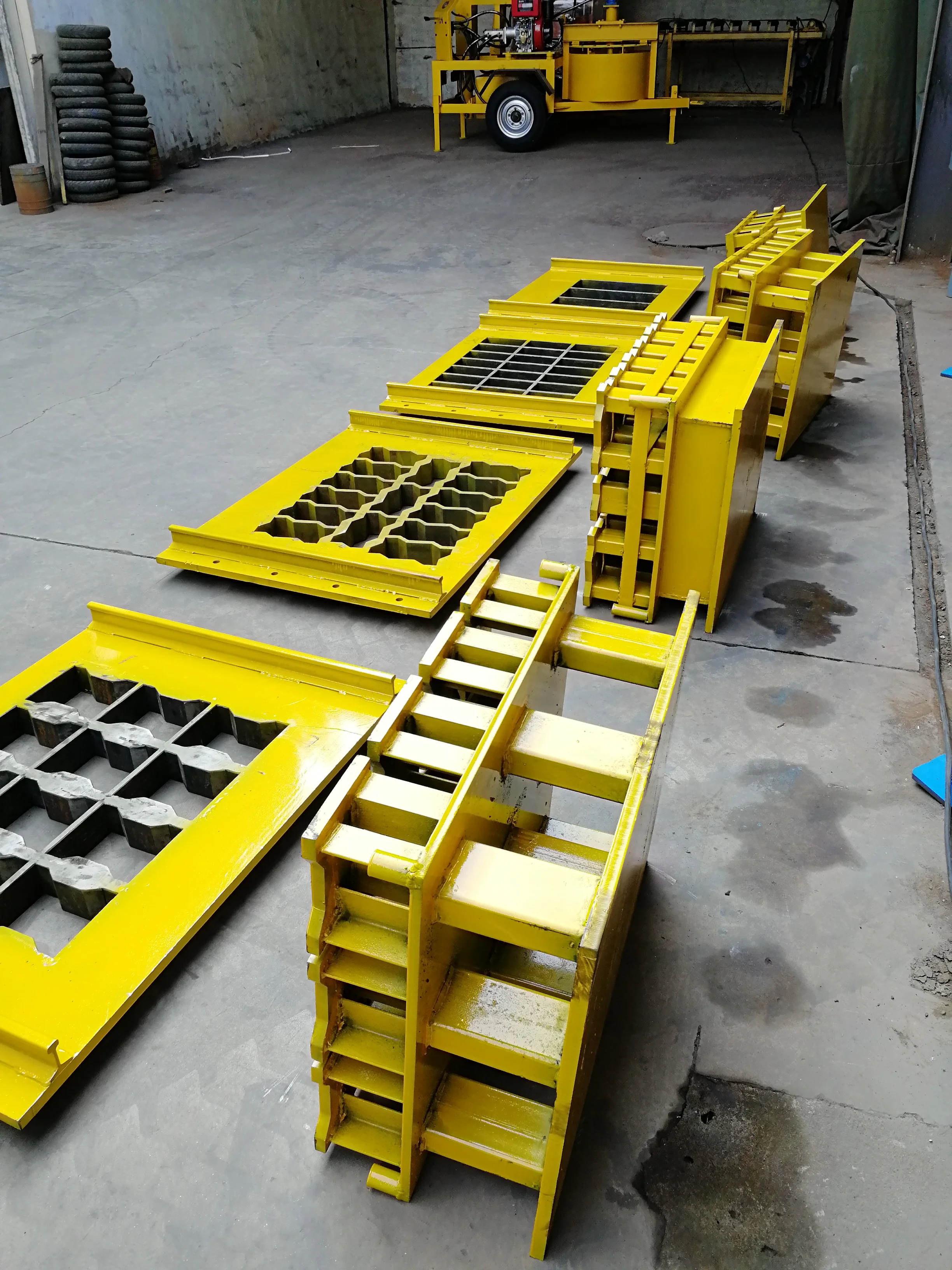 Anti‑Abrasion Concrete Block Producing Unit Brick Making Machine for Long‑hour Civil Construction Brick Fabrication