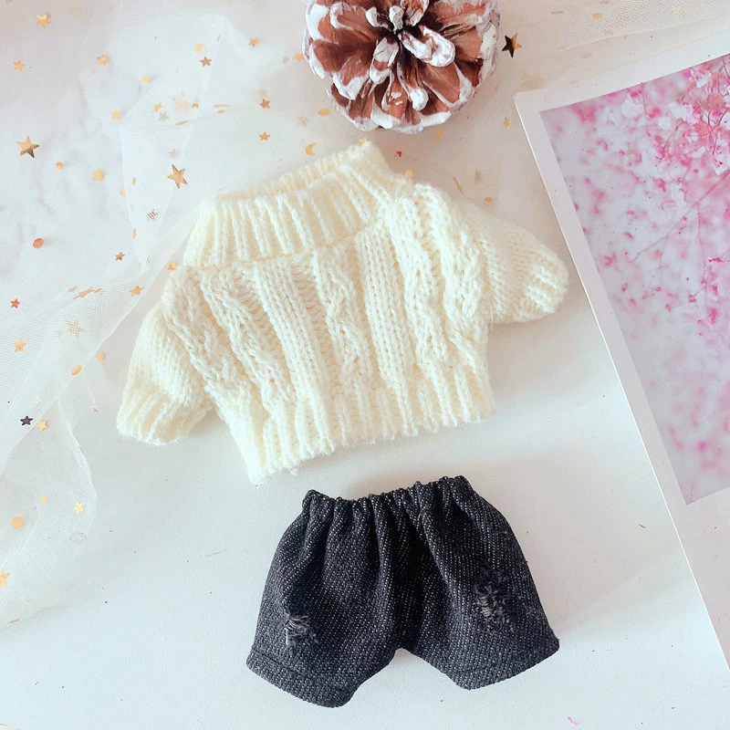 20cm Pure White Twist Sweater Pant Suit For Movie Star Idol EXO Plush Doll Accessories Birthday Present Replaceable Clothes Toys