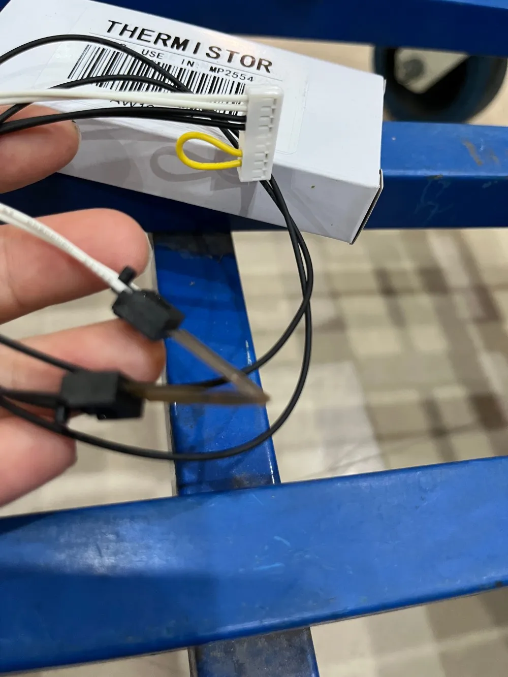 

1pcs. Fuser Thermistor for RICOH MP 2554 3054 3554 5054 6054 SP / MP2554 MP3054 MP3554 MP5054 MP6054